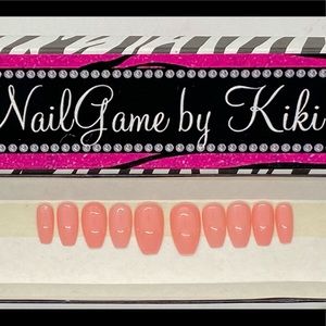 READY TO SHIP Peachy Pink Medium Coffin Nails